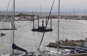 Piattaforma carotaggio nel porto Stintino